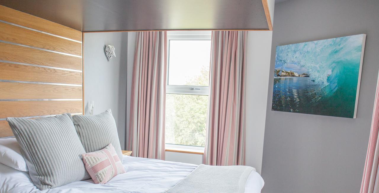 The Oceanic Luxury Aparthotel Falmouth Exterior photo