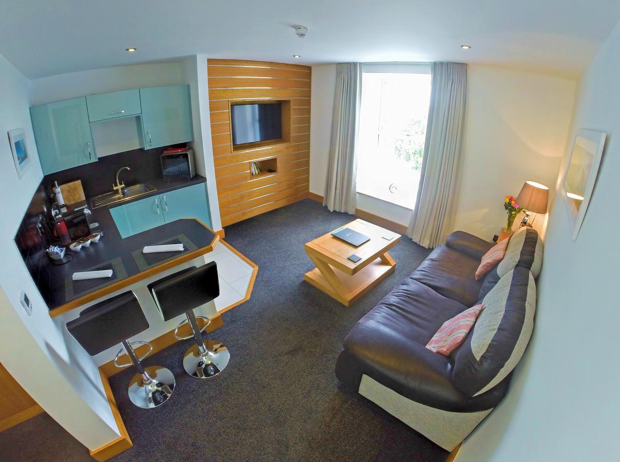 The Oceanic Luxury Aparthotel Falmouth Exterior photo