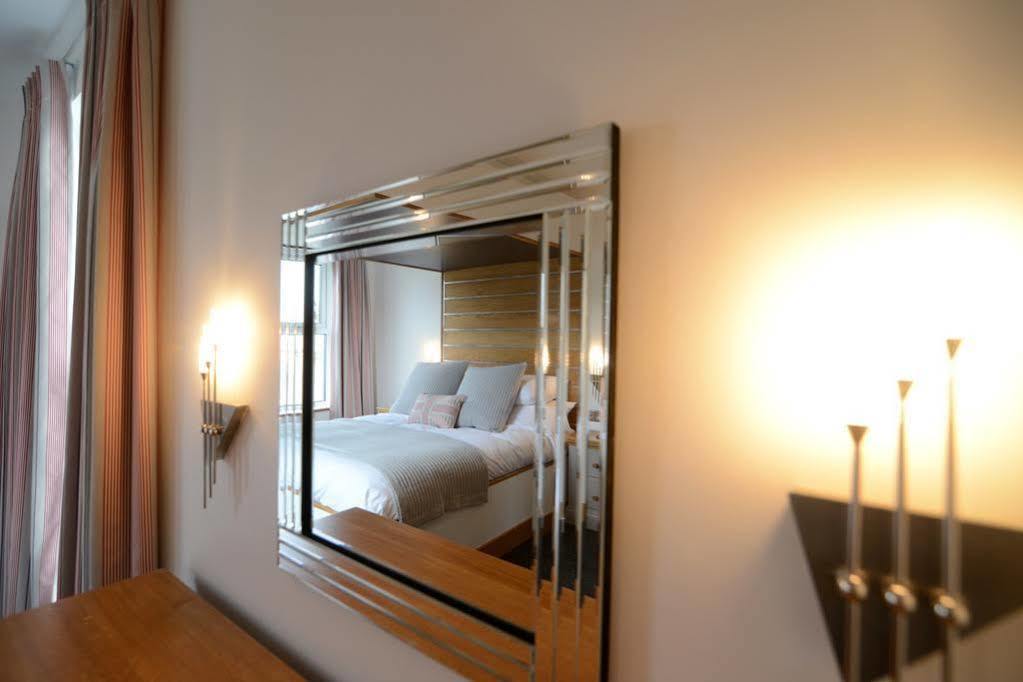 The Oceanic Luxury Aparthotel Falmouth Exterior photo