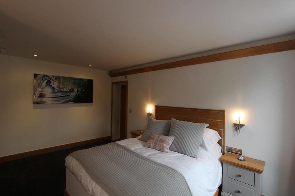 The Oceanic Luxury Aparthotel Falmouth Exterior photo